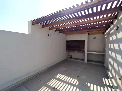 Excelente 2 Ambientes con renta - SUM / Parrilla / Terraza