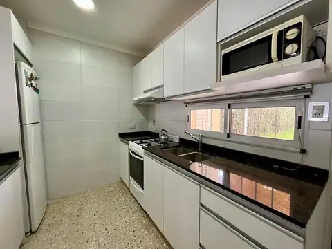 Casa en Venta en San Lorenzo, USD 198.000