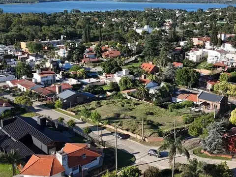 Terreno en Venta 36  mts Fondo