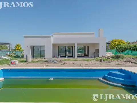 Casa en Venta al Este