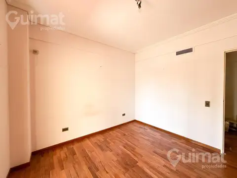 Departamento 5 ambientes con 2 baños