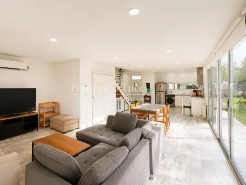 Casa en Alquiler en Barrio Parque Leloir, $ 2.500.000