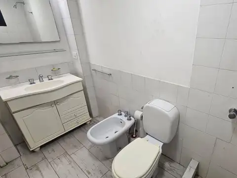 Departamento en Alquiler en Villa Sarmiento, $ 690.000