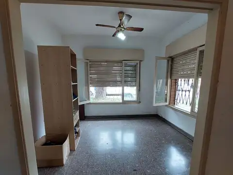 Depto Tipo Casa 4 ambientes con 1 baño