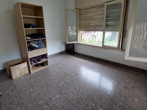 Depto Tipo Casa en Venta en Villa Lynch, USD 85.000