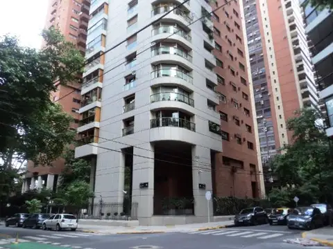 Excelente piso alto vista ciudad y rio en barrancas