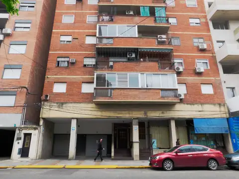 Departamento en venta c/ cochera en Abasto