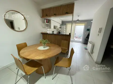 Depto Tipo Casa en Venta en Florida Mitre/Este, USD 270.000
