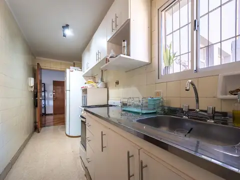 Departamento 4 ambientes con 2 baños