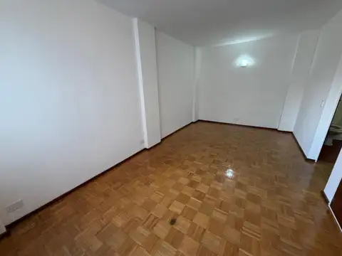 Las Flores 500, Piso 3