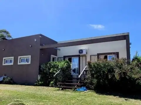 Casa en Venta - 2 Dormitorios 1 Baño - 2795mts2 - Tandil