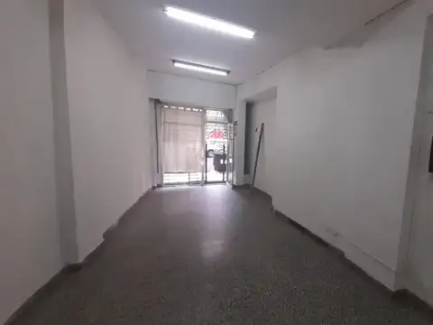 Local en Alquiler en Balvanera, $ 600.000