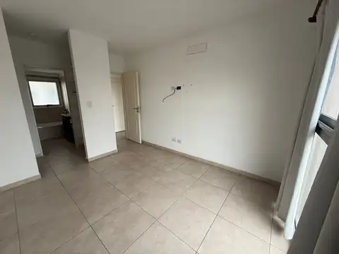 Departamento en Alquiler en Valentin Alsina, $ 1.100.000