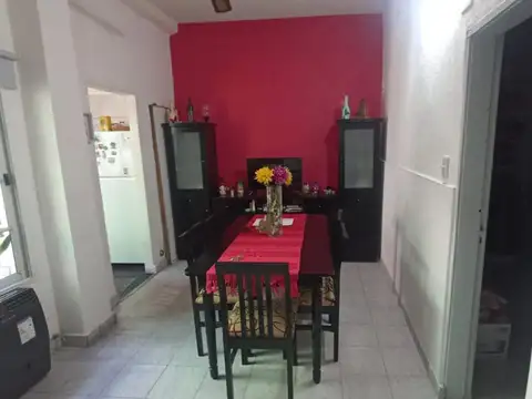 PH 3 AMBIENTES AL FRENTE C/PATIO