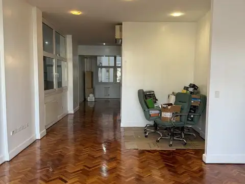 Oficina 3 ambientes con 2 baños