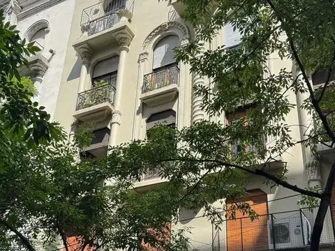 Departamento en venta de 7 ambientes apto profesional