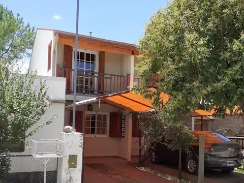 SE VENDEN 2 DUPLEX + MONOAMBIENTE EN CONJUNTO