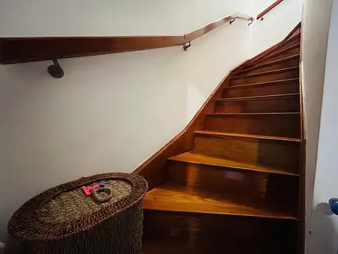 Depto Tipo Casa en Venta 25 años