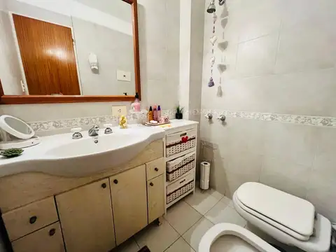 Depto Tipo Casa en Venta en Ramos Mejia Sur, USD 115.000