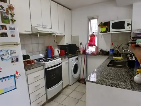 Mendoza 200, Piso 1