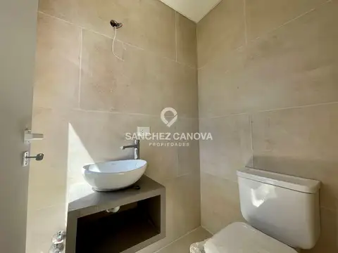 Casa 3 ambientes con 2 baños