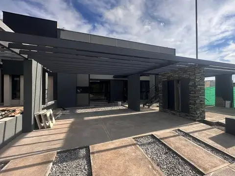 Venta Departamento  A ESTRENAR Godoy Cruz