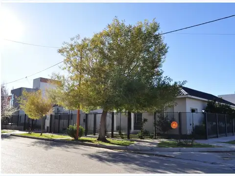 Casa en Venta en Cipolletti, USD 350.000