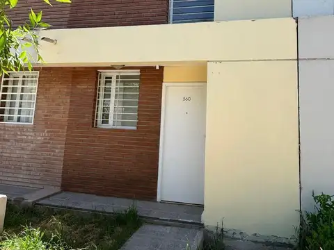 DUPLEX EN VENTA CENTENARIO