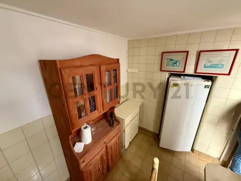 Casa estilo marplatense en La Perla – 4 ambientes con terraza y cochera