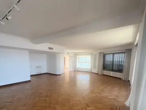 Departamento en Venta con 2 cocheras