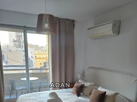 Av Pres Gral J A Roca 700, Piso 8