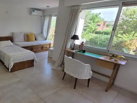 Casa en alquiler temporario Santa Maria de Los olivos, Panamericana Km34, 3 dorm, jardin y pileta