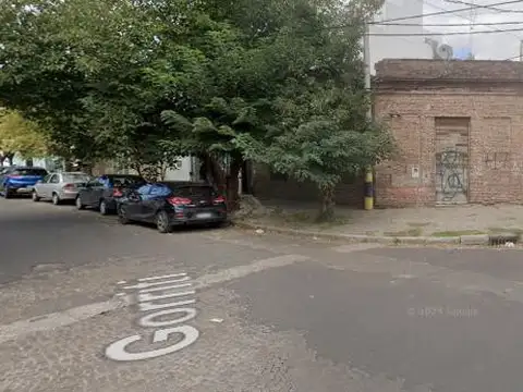 EN VENTA - TERRENO EN ESQUINA - BARRIO REFINERIA