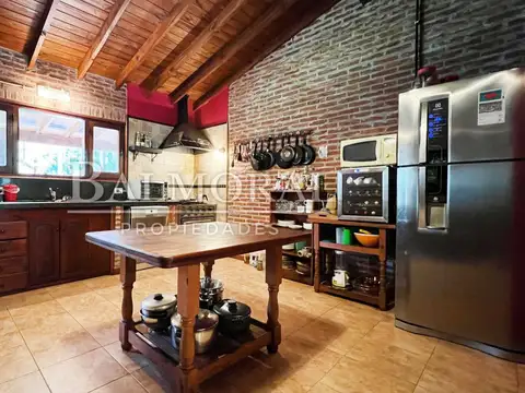 Casa 3 ambientes con 4 baños