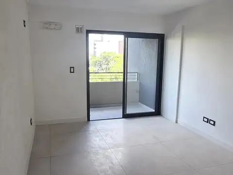 Departamento en Venta en Moron Sur, USD 62.000