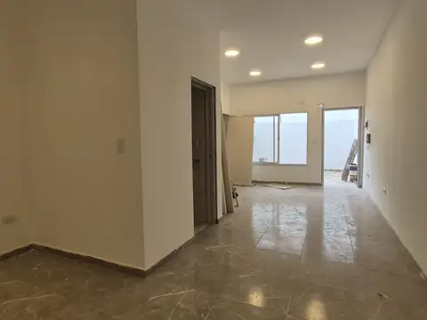 Venta Departamento 3 Ambientes en Caseros, Tres de Febrero