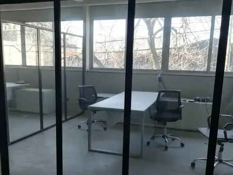 Oficina en Alquiler al Noreste