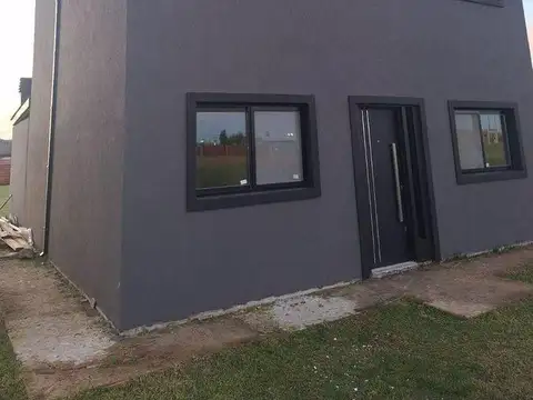 Casa en Alquiler al Sureste