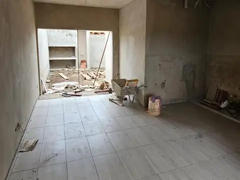 Depto Tipo Casa en Venta de 3 ambientes