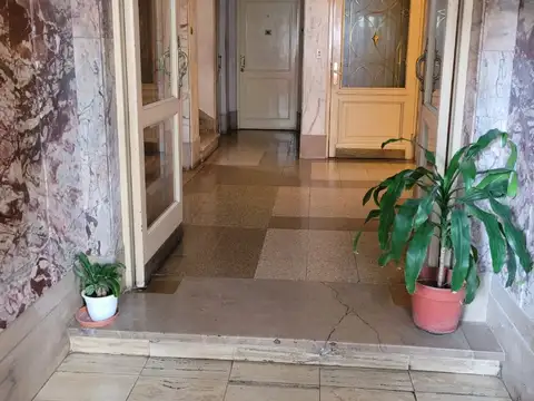 Emilio Mitre 100, Piso 2