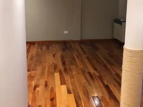 EXCELENTE PISO DE 4 AMBIENTES CON COCHERA QUILMES CENTRO