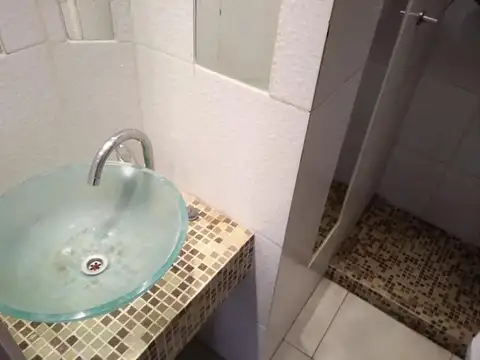 Depto Tipo Casa en Venta con 1 cocheras