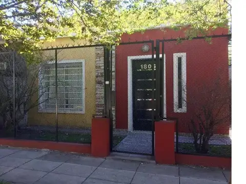OPORTUNIDAD CASA TOTALMENTE RECICLADA