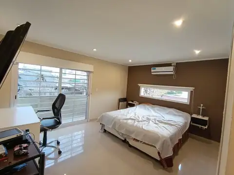 Casa en Venta en Villa Gobernador Udaondo, USD 177.000