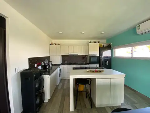 Casa en Venta en Estancia Vieja, USD 165.000