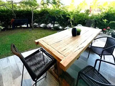 La balconada 100 barrio los Castaños 100 , Piso 0