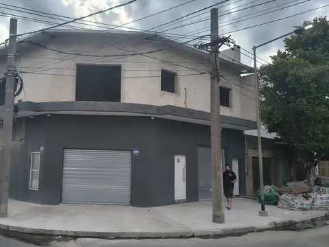 Alsina 4800, Piso 1