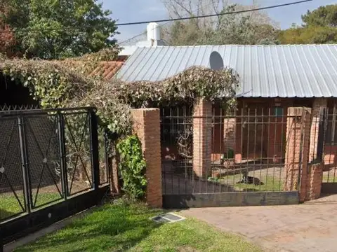 El Maracaná y Cabo 1° Nestor Barros