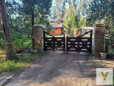 Los Indios 12 e/ Santa Ana y Santa Paula