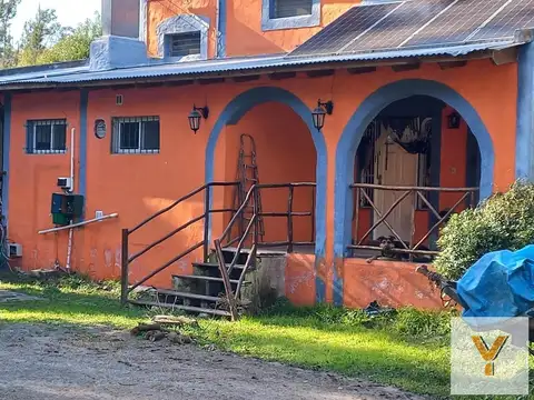 Casa 3 ambientes con 1 baño